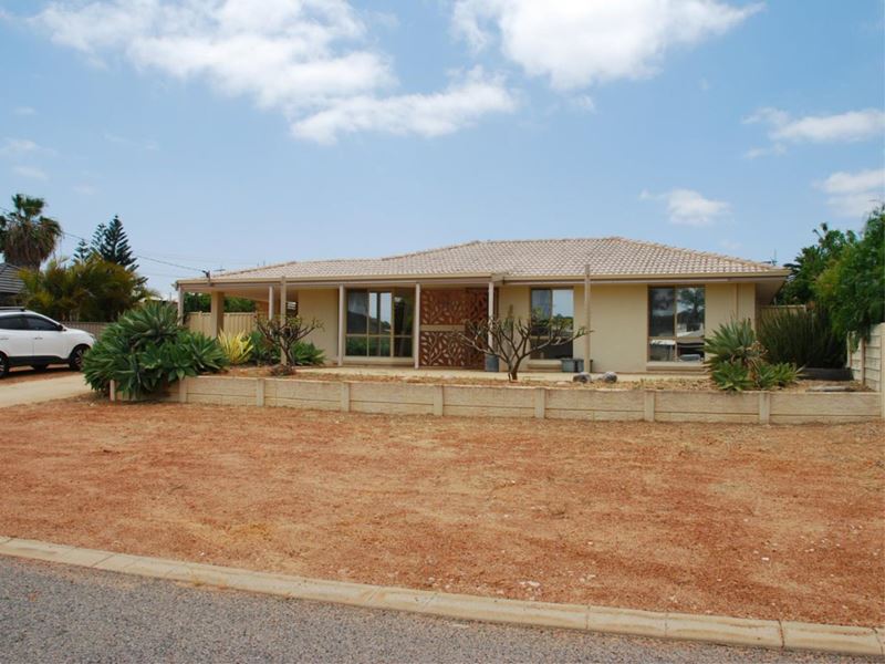 20 Mersey Drive, Cape Burney WA 6532