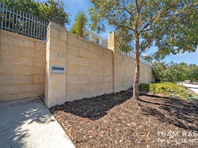 4 Harford Grove, Yanchep WA 6035