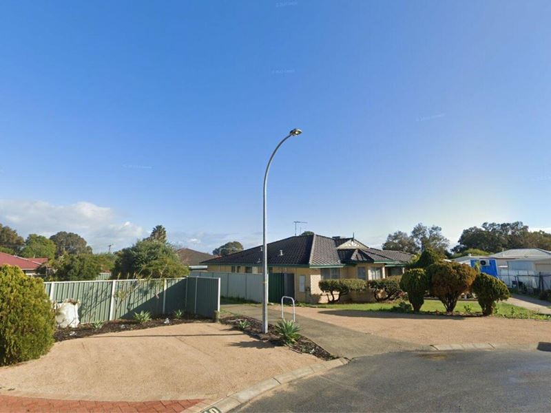 8 Lakes Close, South Yunderup WA 6208