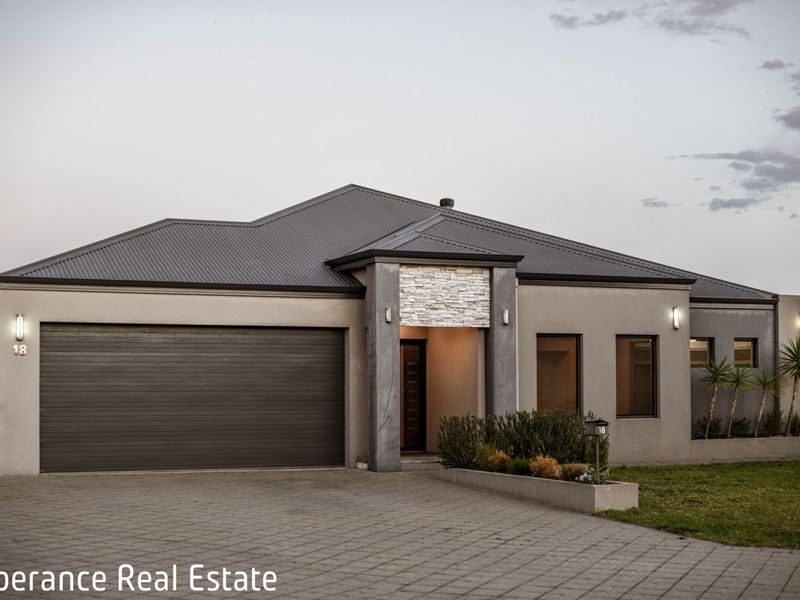 18 Lyon Parade, Castletown WA 6450