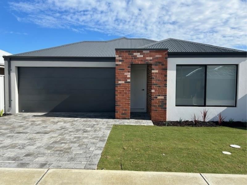 4 Gunsynd La, Byford