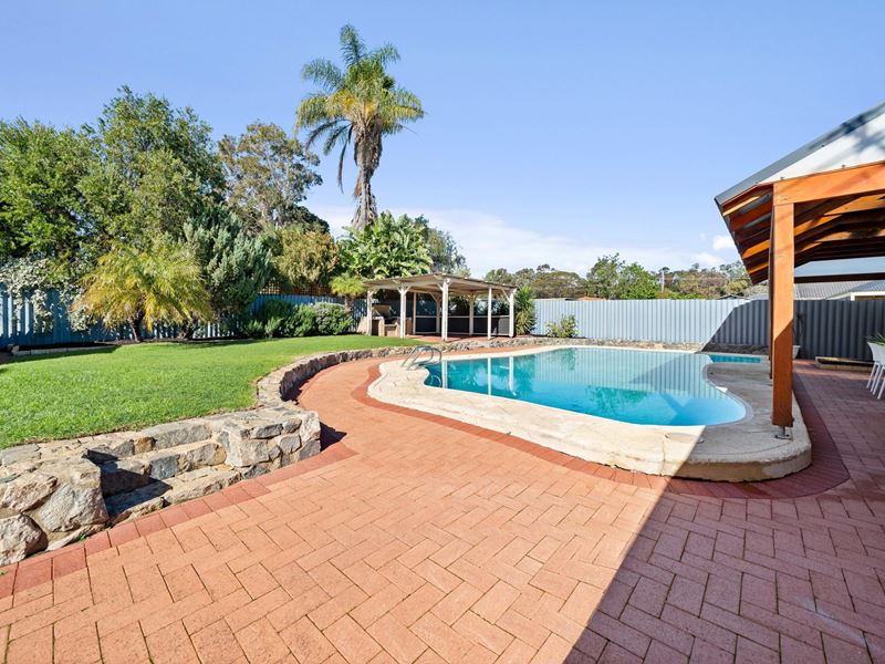 8 Rodgers Street, Greenwood