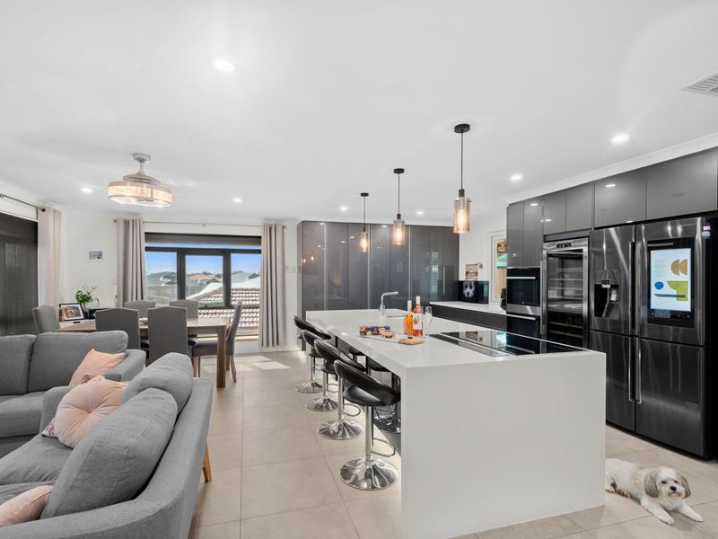 8 Caravel Way, Halls Head