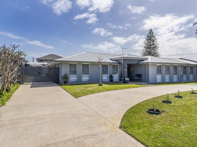 42 Hickman Road, Silver Sands