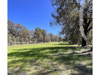 86 Fairway Place, Boddington WA 6390