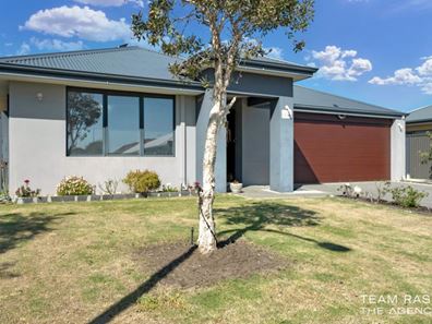 15 Dawn Street, Wellard WA 6170