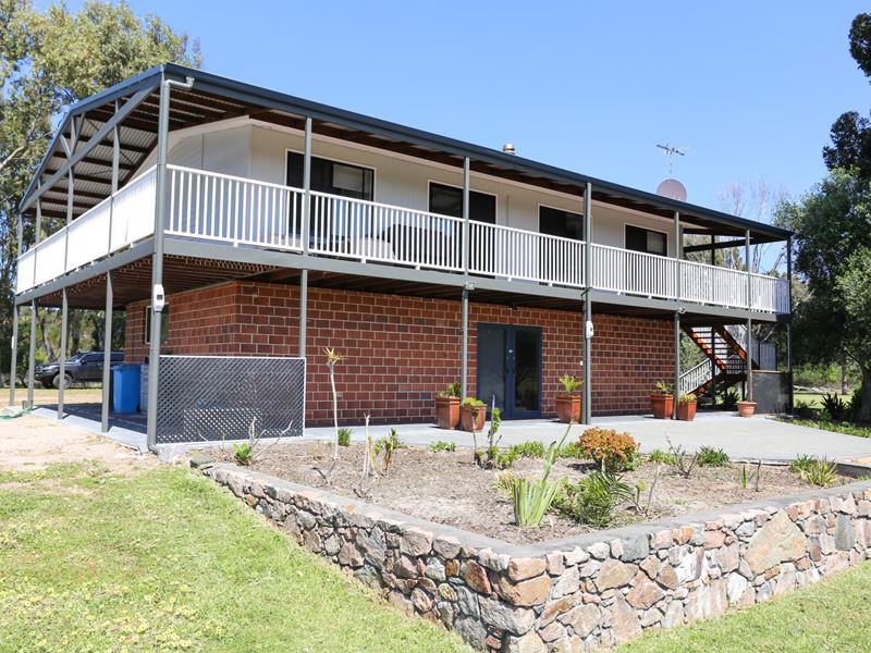 296 Helms Drive, Esperance
