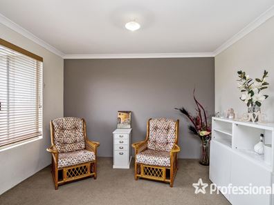 9 Clearview Street, Yanchep WA 6035