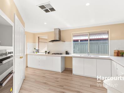 397 Kingsway, Landsdale WA 6065