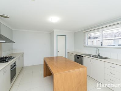 54 Dolphin Way, Beldon WA 6027