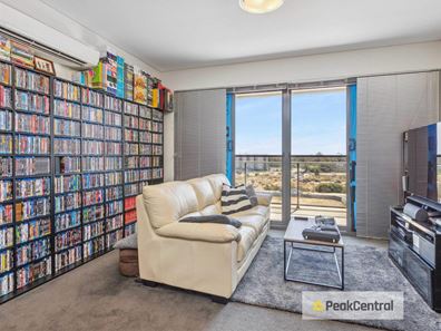 125/10 Sleeper Lane, Cockburn Central WA 6164