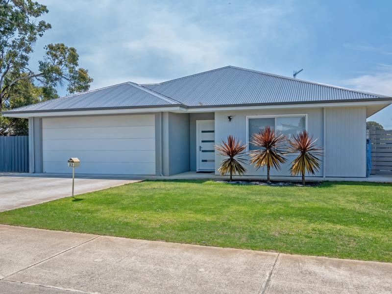 32 Hayward Crest, Yakamia WA 6330