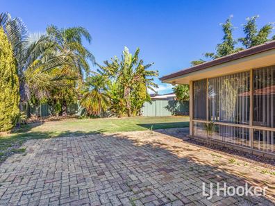 8 Diviney Court, Parkwood WA 6147