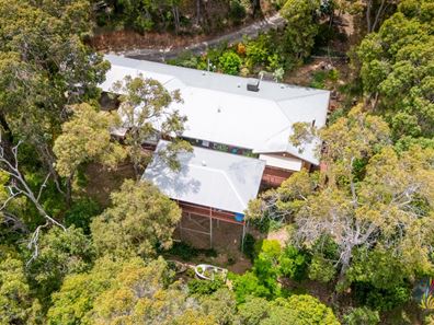 35 Mackie Road, Roleystone WA 6111