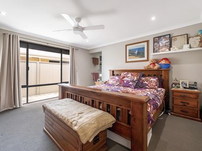 28 Edenhall Terrace, Waikiki WA 6169