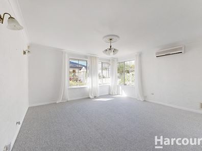 8 (Granny Flat) Castle Court, Kallaroo WA 6025