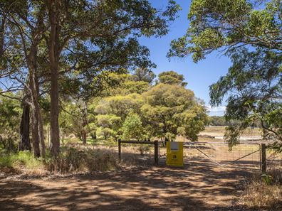 40 Ironmonger Road, Karridale WA 6288