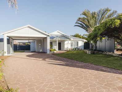 29 Woodleigh Gardens, Ballajura WA 6066