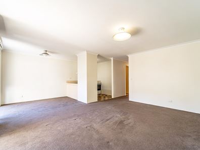 9/10 Merope Close, Rockingham WA 6168