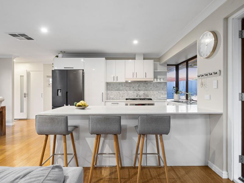 132 Craigie Drive, Craigie