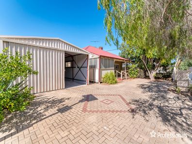 273 George Street, Queens Park WA 6107