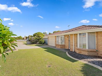 7b Narooma Close, Waikiki WA 6169