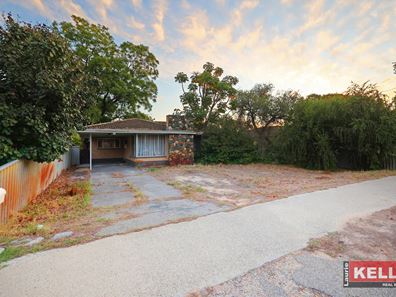 36 Pearl Road, Cloverdale WA 6105