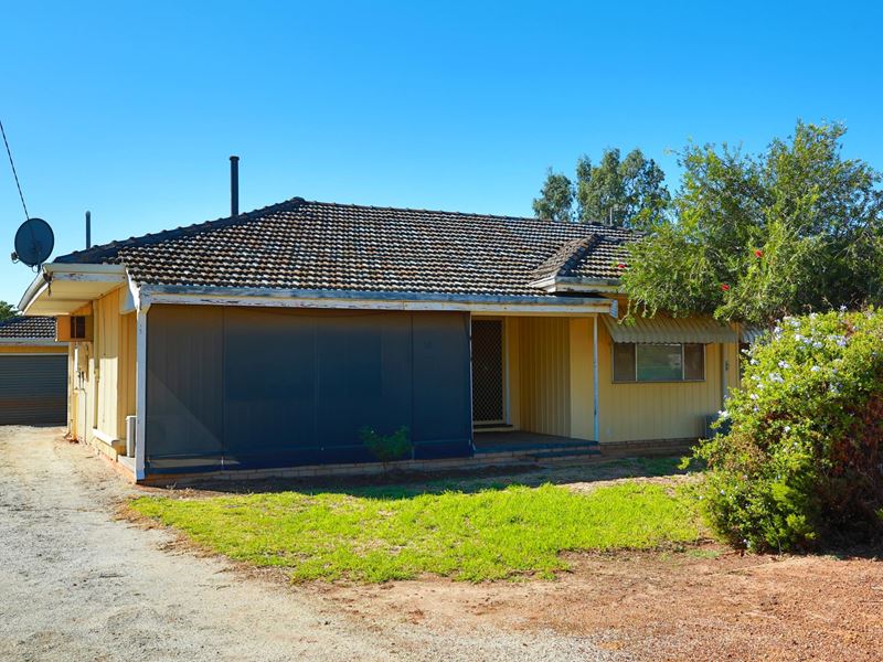 58 Rankin  Street, Kondinin WA 6367