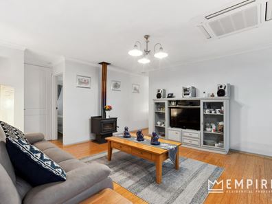 17A Arlington Loop, Coogee WA 6166