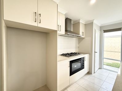 82 Brilliant Boulevard, Mandogalup WA 6167