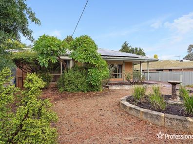 13 Temby Avenue, Kalamunda WA 6076