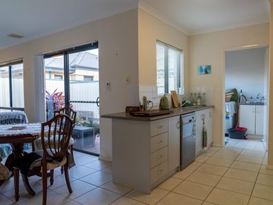 5 Pollard Street, West End WA 6530