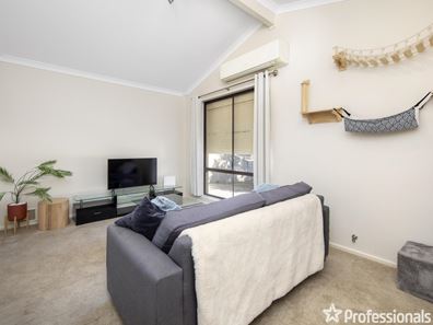 62 Lincoln Road, Forrestfield WA 6058