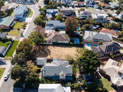 7 Roberts Road, Attadale WA 6156