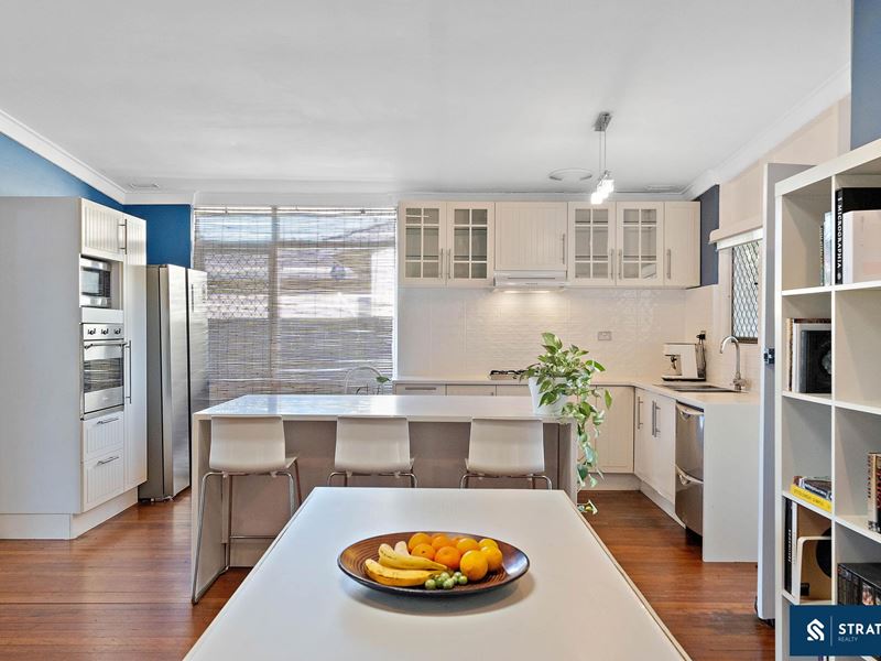 112 Watling Avenue, Lynwood WA 6147