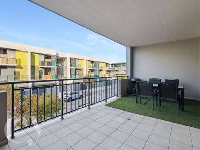 25/9 Linkage Avenue, Cockburn Central WA 6164
