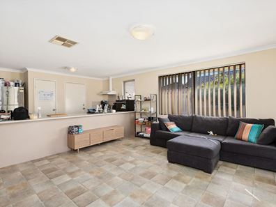 7 Knutsford Crescent, Port Kennedy WA 6172