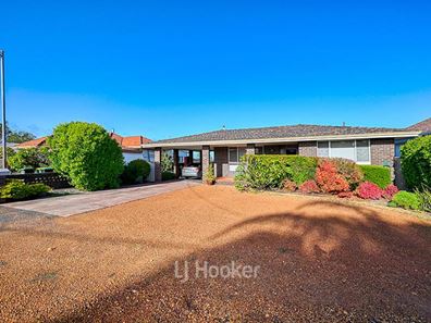 7 Carma Avenue, Collie WA 6225