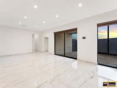 2/1542 Albany Hwy, Beckenham WA 6107