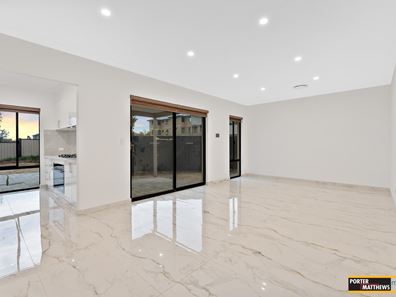 2/1542 Albany Hwy, Beckenham WA 6107