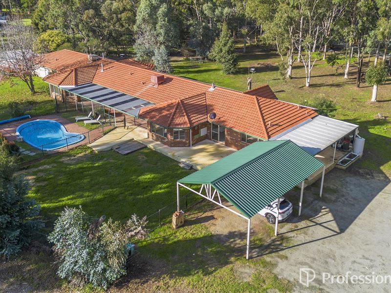 83 Kentucky Drive, Darling Downs WA 6122
