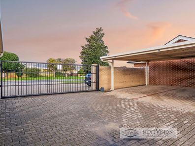 16/2 Cerberus Avenue, Parkwood WA 6147