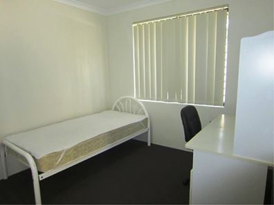 6A Upton Street, St James WA 6102