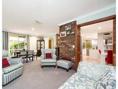 11 Berberis Way, Forrestfield WA 6058