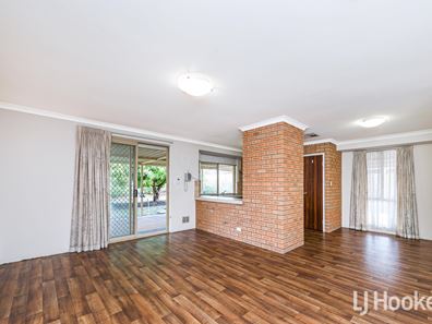 23 Brunswick Road, Thornlie WA 6108