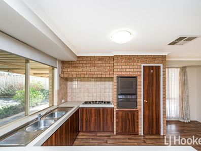 23 Brunswick Road, Thornlie WA 6108