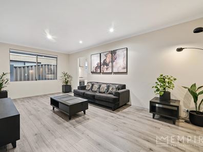 7 Plane Tree Grove, O'Connor WA 6163