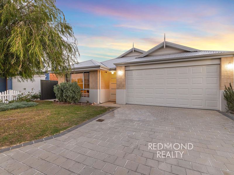 8 Koma Lane, Jindalee WA 6036