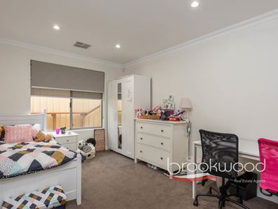 30 Parkfarm Drive, South Guildford WA 6055