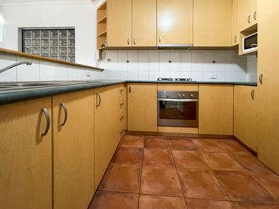 24/18 Kingsbury Road, Joondalup WA 6027